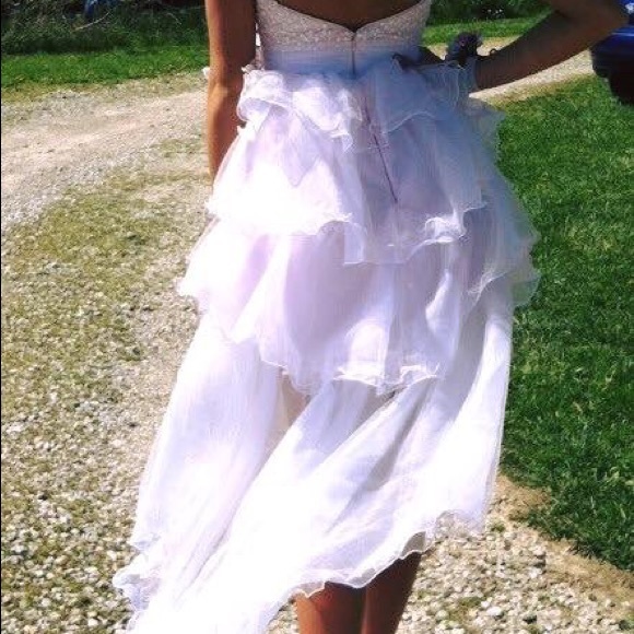 Prom Dress. - Picture 4 of 8